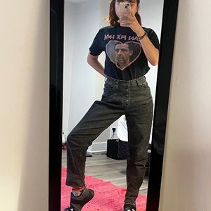 Dark wash Levi’s Jeans